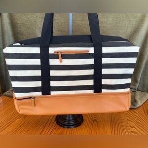 DSW Overnight Weekender Bag with Shoe Compartment Striped Navy/White/Tan